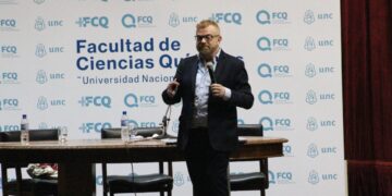 Desde Córdoba, Rabinovich defendió la educación e investigación públicas