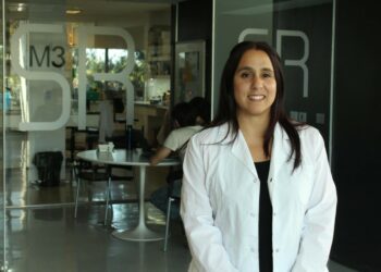 La líder del equipo de la vacuna argentina contra el Covid ganó el premio L’Oreal-Unesco