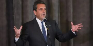 Massa va al ballottage con su propuesta de encarnar un «cambio» basado en la «unidad nacional»