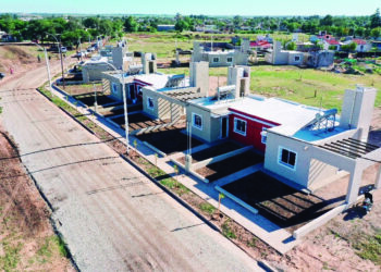 Fuertes recortes en ambiente, vivienda y género para 2024 en el Presupuesto provincial