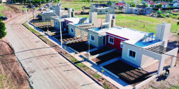 Fuertes recortes en ambiente, vivienda y género para 2024 en el Presupuesto provincial