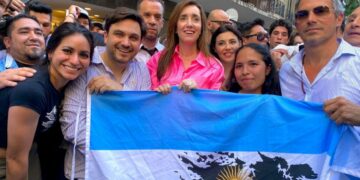 LLA desafía los límites de la democracia