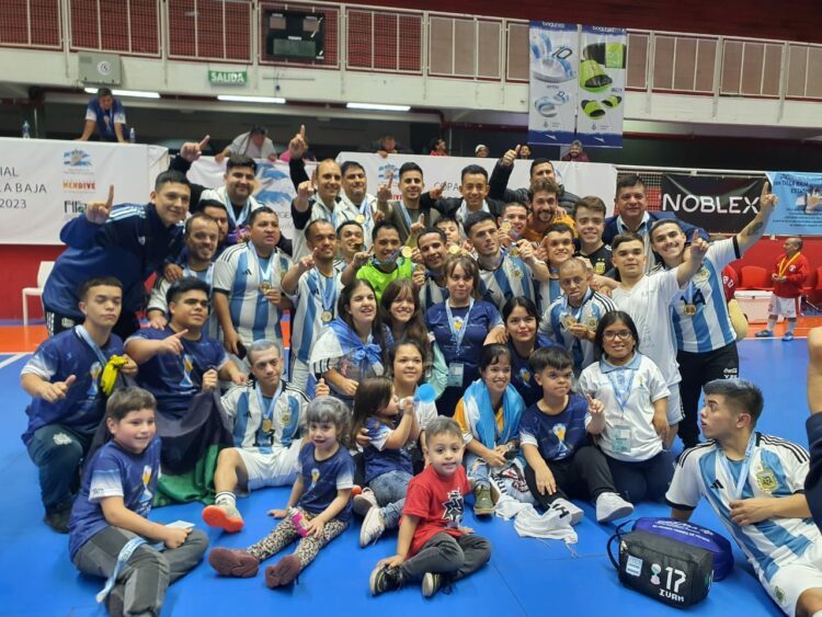 Envuelta en escándalo, Argentina se coronó campeona en el Mundial de Talla Baja
