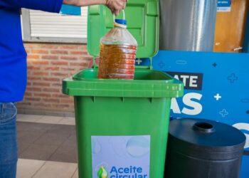 El aceite de cocina recolectado en dos meses evitó la contaminación de 480 mil litros de agua