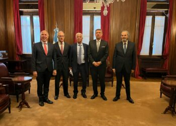 Los cuatro cortesanos recibieron a Cúneo Libarona, futuro ministro de Justicia