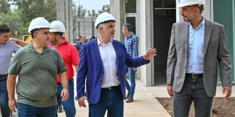 Llaryora recorrió lo que será el nuevo e imponente ingreso del Parque de la Biodiversidad