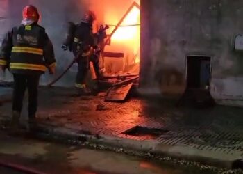 Un incendio en Alto Alberdi dejó como saldo una joven quemada