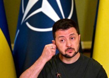 Para Zelenski, es inviable terminar la guerra