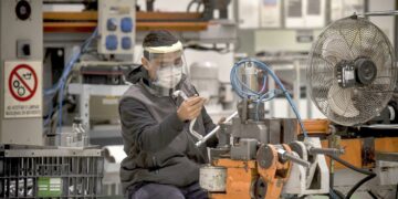 La actividad industrial volvió a retroceder en septiembre