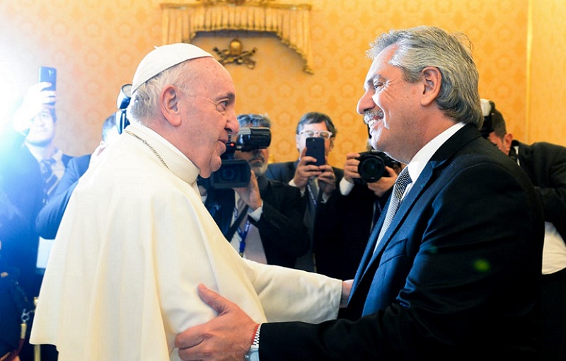 Francisco recibirá a Fernández en el Vaticano a fines de noviembre
