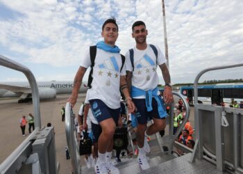 La Selección partió rumbo a Brasil para disputar la última fecha de Eliminatorias del año