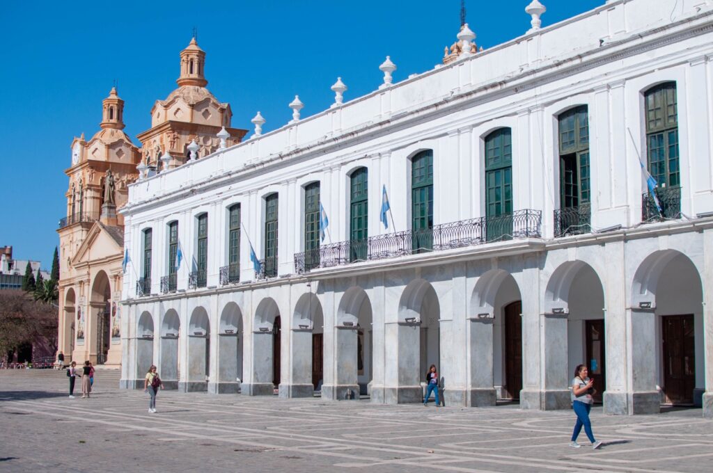 Finalizaron las obras sobre la fachada del Cabildo Histórico