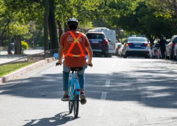 La Municipalidad aplicará un corte total de tránsito de 10 a 22 en Yrigoyen por el acto de La Libertad Avanza