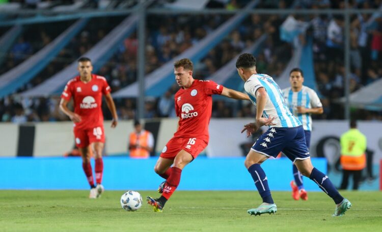 Belgrano sufrió una goleada en Avellaneda y quedó tercero