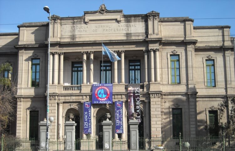 El colegio venía con asambleas y protestas por las malas condiciones edilicias.