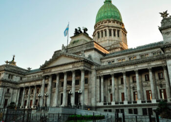 LLA ya dispuso las autoridades de su bloque para el Senado y define el titular de Diputados