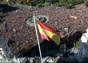 Miles de españoles rechazaron la amnistía