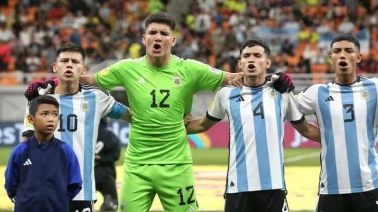 El arquero de la Sub-17 recibió insultos y amenazas después del partido