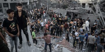 Israel completó su asedio a Gaza y partió en dos el enclave