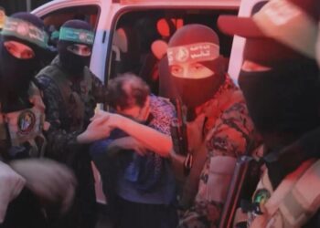 Hamas anuncia que retrasa la entrega de rehenes por «incumplimiento» de Israel a la tregua