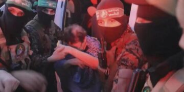Hamas anuncia que retrasa la entrega de rehenes por «incumplimiento» de Israel a la tregua