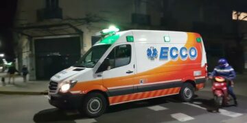 Dos menores robaron una ambulancia durante el tratamiento de un paciente