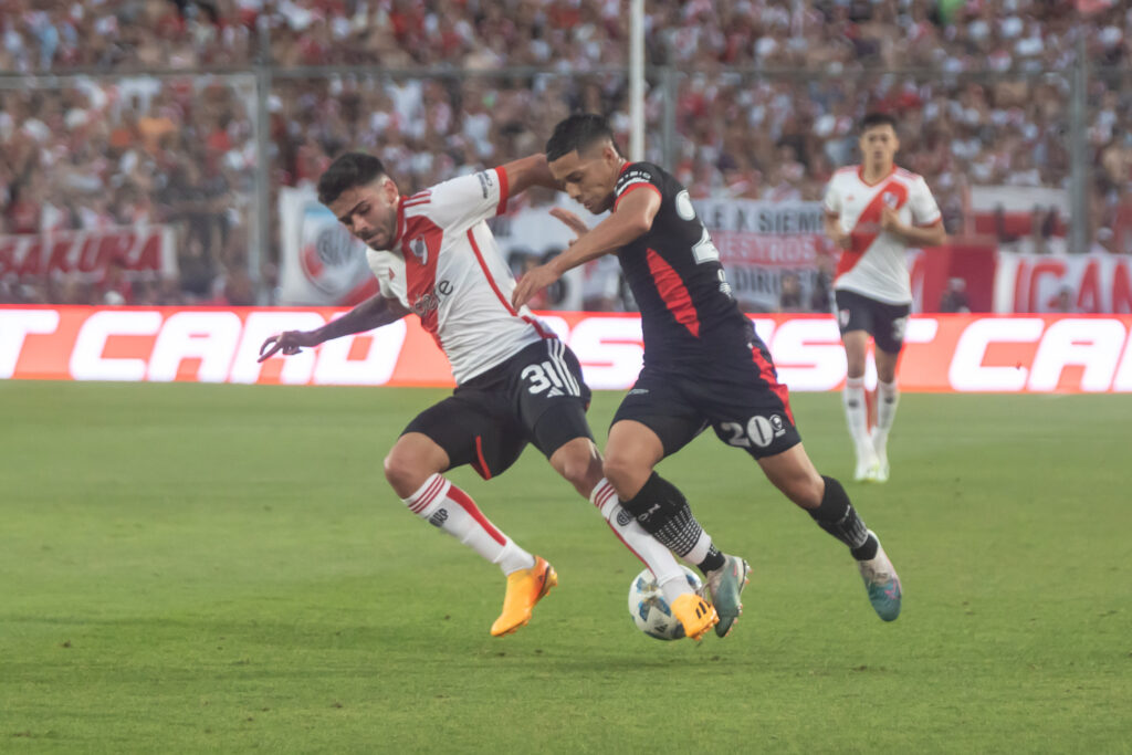 Instituto cerró el año con un empate ante River