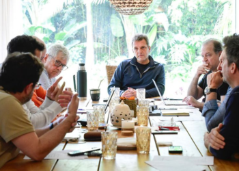 Massa encabezó una reunión con el equipo económico de cara a la transición