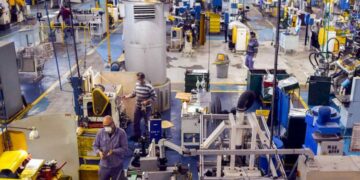 La actividad industrial y la construcción cayeron más del 3% en septiembre