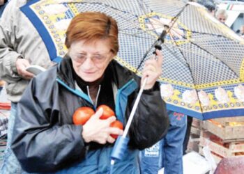 Si bien bajó de los dos dígitos, la inflación de octubre llegó al 8,3% y ya alcanza el 120%