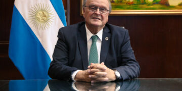 De Mendiguren se reúne con líderes del sector automotriz en Córdoba