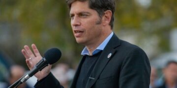 A la espera de definiciones nacionales, Kicillof diseña estrategias para sostener el plan de gestión