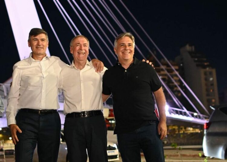 Llaryora y Passerini felicitaron a LLA por el triunfo electoral