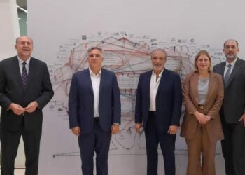 Llaryora generó nuevos vínculos para potenciar la economía del conocimiento