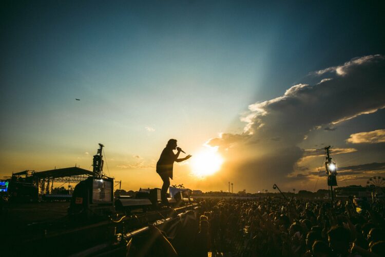 Blink-182, Arcade Fire, SZA, Limp Bizkit y Sam Smith encabezan la grilla del Lollapalooza