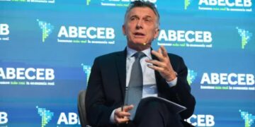 La Libertad Avanza también cruje por el pacto con Macri