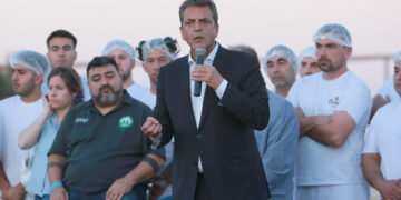 Massa anticipó que su ministro de Economía será «de otro sector político»