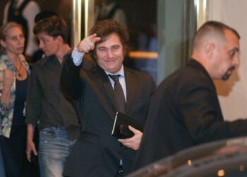 Milei continúa con reuniones con su gabinete y recibió el saludo de referentes internacionales