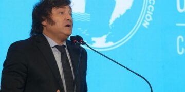Ante empresarios, Milei ratificó que aplicará un «programa de shock» inmediato en caso de llegar a la Rosada