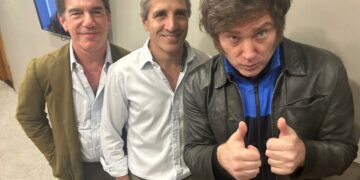 Primera gira oficial a Estados Unidos