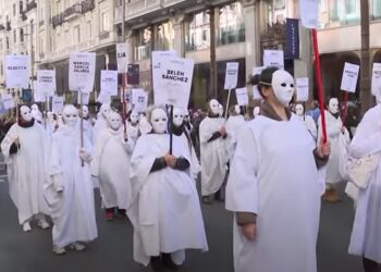 Marchan en todo el mundo contra la violencia hacia las mujeres
