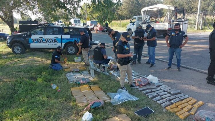 Barrabravas confesaron el tráfico de 1.300 kilos de droga