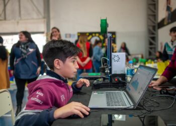 Un monitoreo destacó un gran avance en la educación digital
