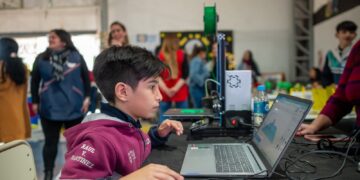 Un monitoreo destacó un gran avance en la educación digital