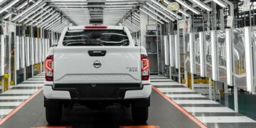 Nissan suspende su producción por problemas de importación