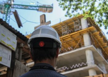 Se multiplican las advertencias por las consecuencias del fin de la obra pública