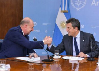 Perotti y Weretilneck sumaron su respaldo al candidato de UxP