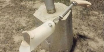 Salió para divertirse, tomó de más y perdió su pierna ortopédica