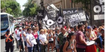 Los piqueteros de Córdoba afirman que van a “enfrentar el ajuste”