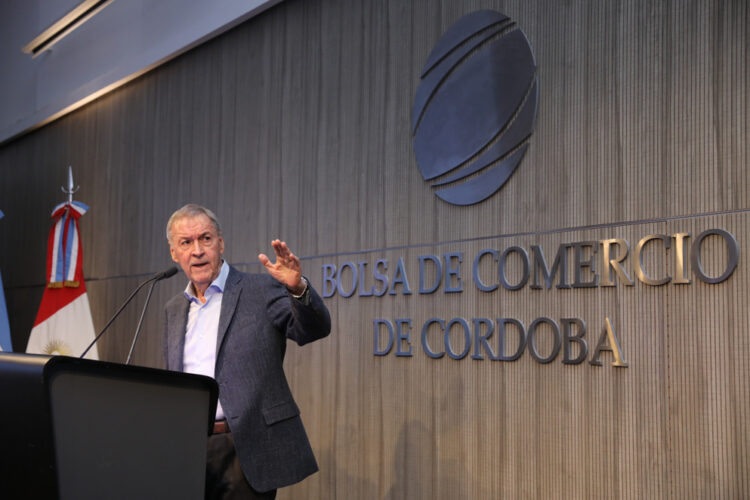 Schiaretti y uno de sus últimos discursos como gobernador: "Queda un excedente financiero de US$ 932 millones”
